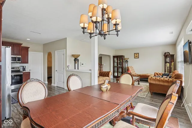 $549,900 | 818 Declaration Drive, Pittsboro, IN 46167