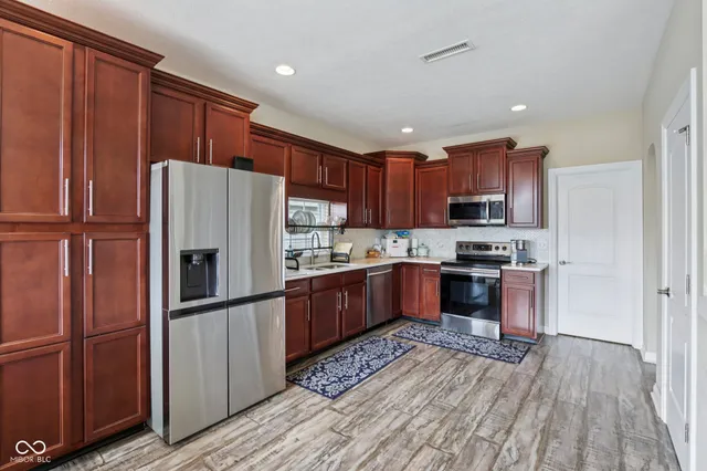 $549,900 | 818 Declaration Drive, Pittsboro, IN 46167