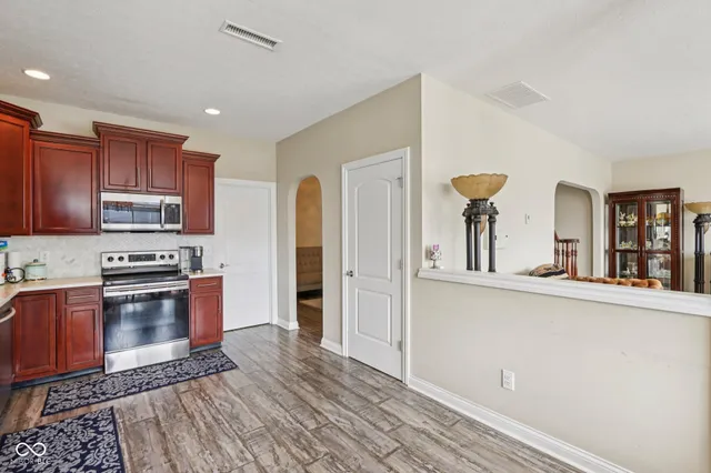 $549,900 | 818 Declaration Drive, Pittsboro, IN 46167