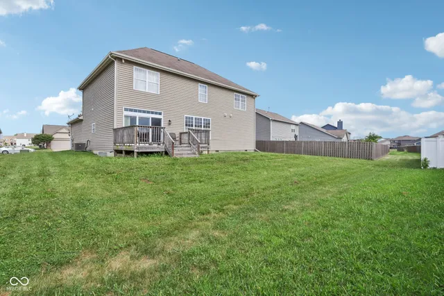 $549,900 | 818 Declaration Drive, Pittsboro, IN 46167