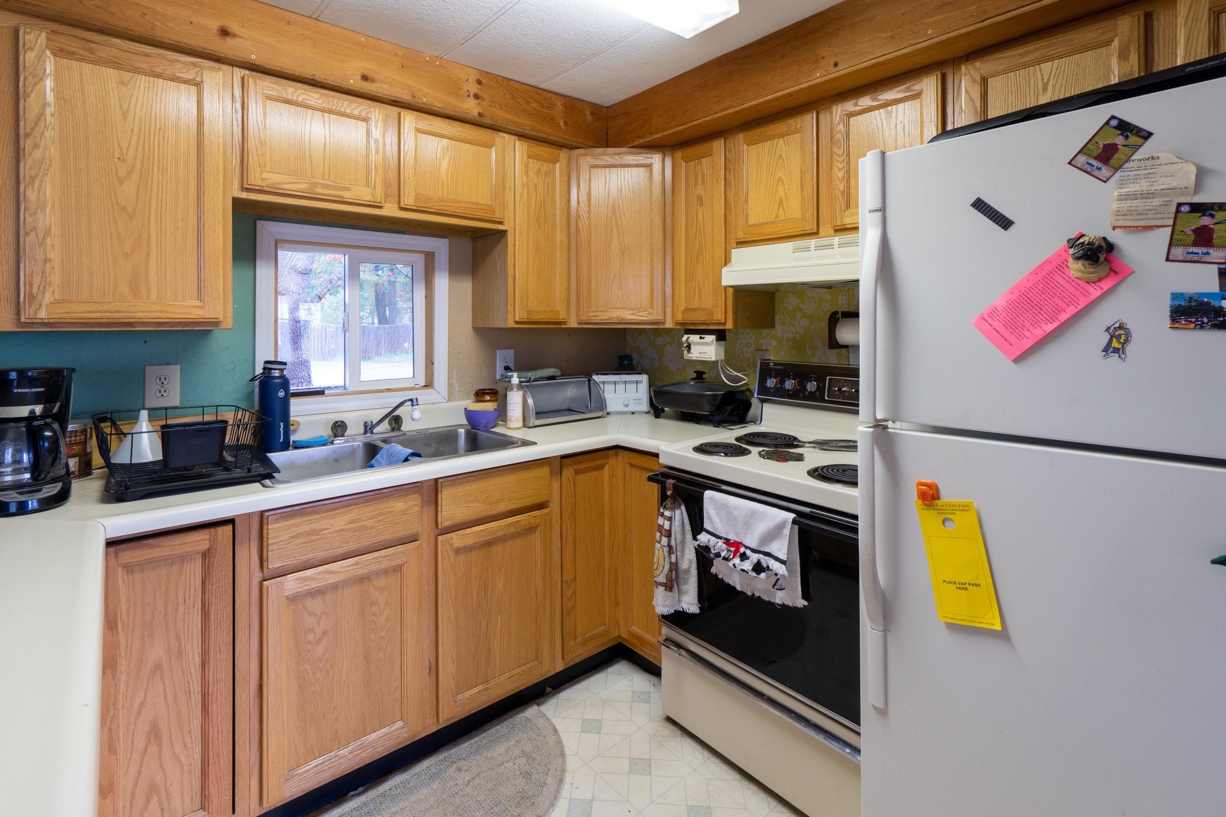 40529 Evan Road Loon Lake, WA 99148 - Photo 13 of 39 Gallery Image 13