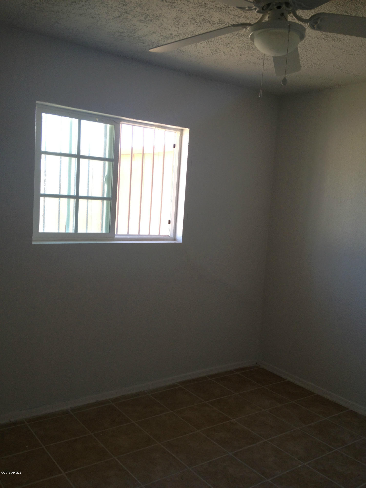 3613 West Coronado Road Phoenix, AZ 85009 - Photo 16 of 19 1st bed