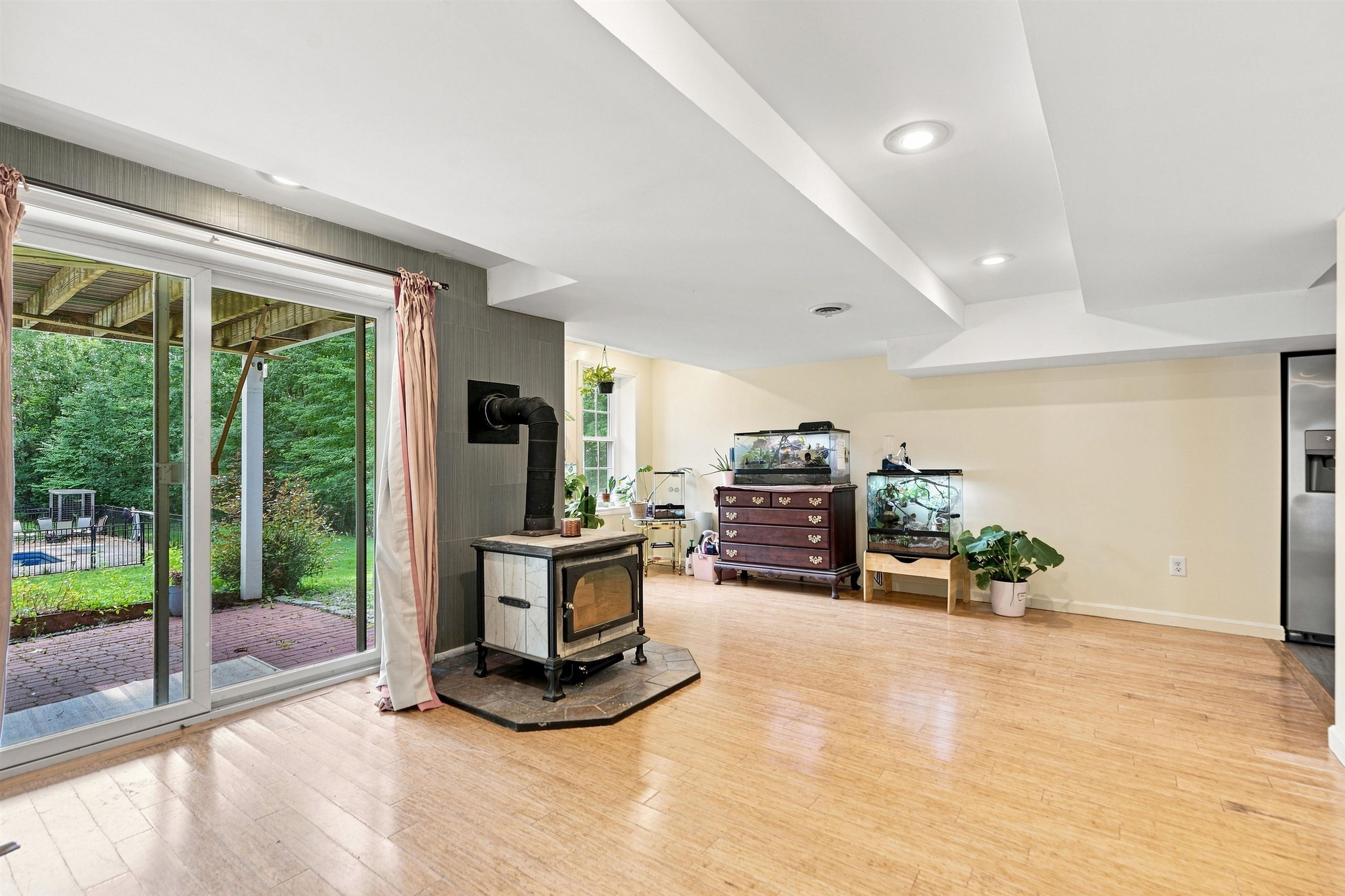 17 McAfee Farm Road Bedford, NH 03110 - Photo 41 of 60 Gallery Image 41