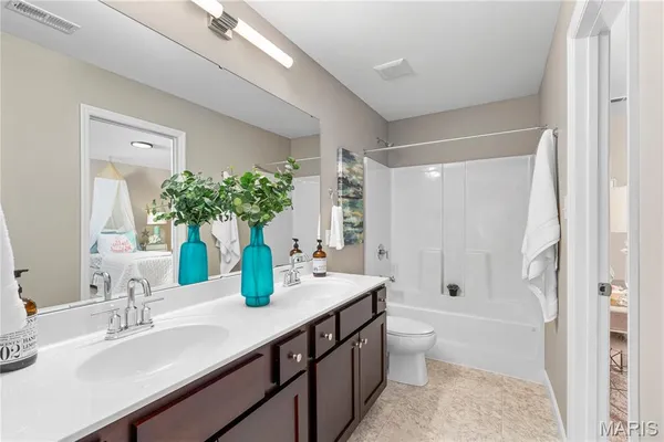 $974,900 | 1 Tbb Wyndham @ Sulphur Spring, Manchester, MO 63021
