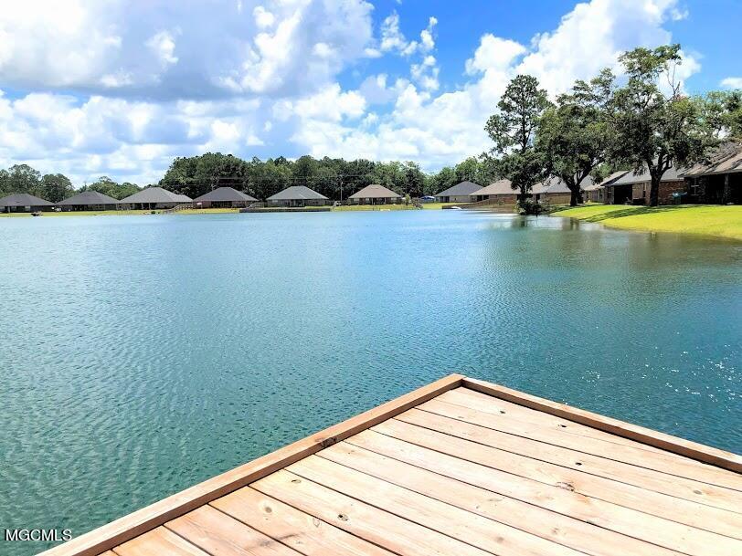6234 Roxanne Way Biloxi, MS 39532 - Photo 20 of 28 Community lake 2