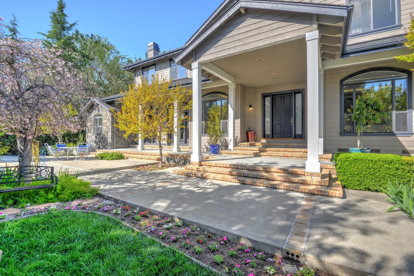 6802 Graystone Lane San Jose, CA 95120 - Photo 6 of 38 a view of a building with a garden