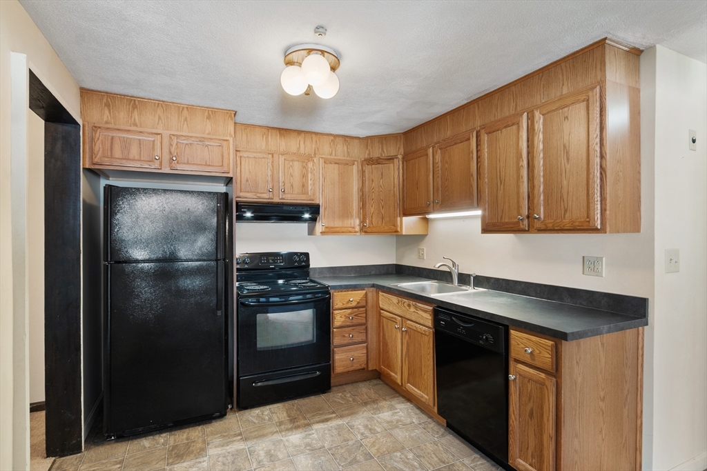 50 Spencer Road, Unit 12L Boxborough, MA 01719 - Photo 13 of 21