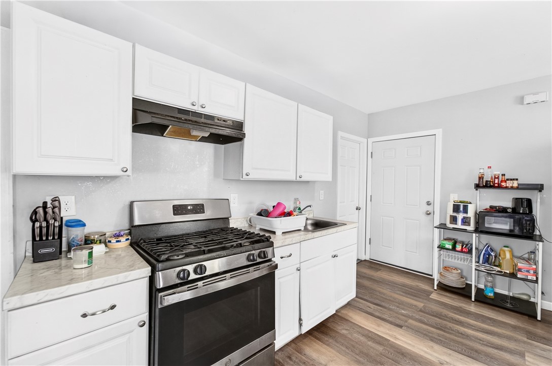 37 Ross Street Woonsocket, RI 02895 - Photo 12 of 45 Gallery Image 12