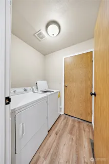 $369,950 | 1302 3rd Street Southeast, Unit 1, Auburn, WA 98002