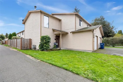 $369,950 | 1302 3rd Street Southeast, Unit 1, Auburn, WA 98002