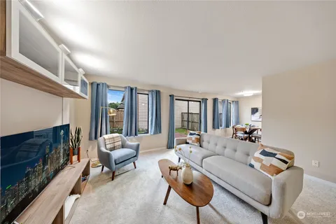 $369,950 | 1302 3rd Street Southeast, Unit 1, Auburn, WA 98002