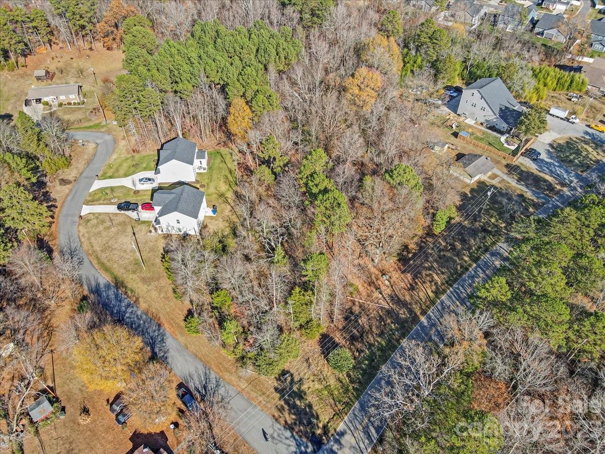 14607 Holbrooks Road Huntersville, NC 28078 - Photo 9 of 11 Gallery Image 9