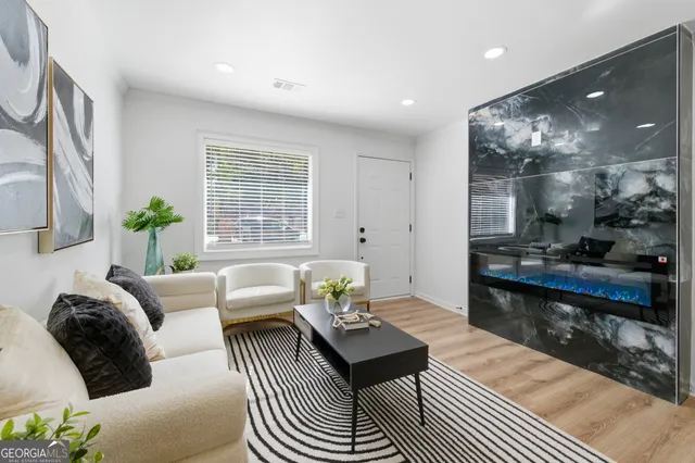 $2,650 | 2541 Santa Barbara Drive Northwest, Atlanta, GA 30318