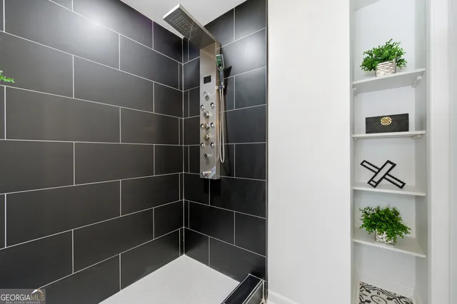 $2,650 | 2541 Santa Barbara Drive Northwest, Atlanta, GA 30318