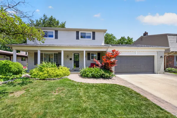 $470,000 | 7568 Sussex Drive, Canton, MI 48187
