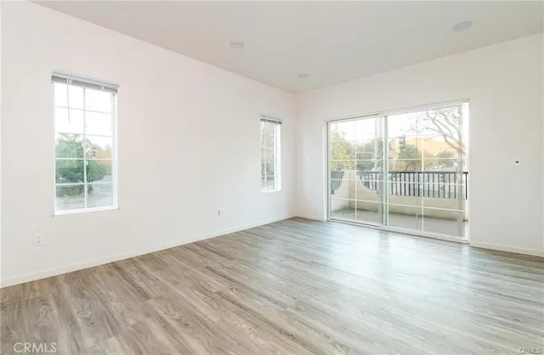 $749,000 | 5502 East Los Angeles Avenue, Unit 3, Simi Valley, CA 93063