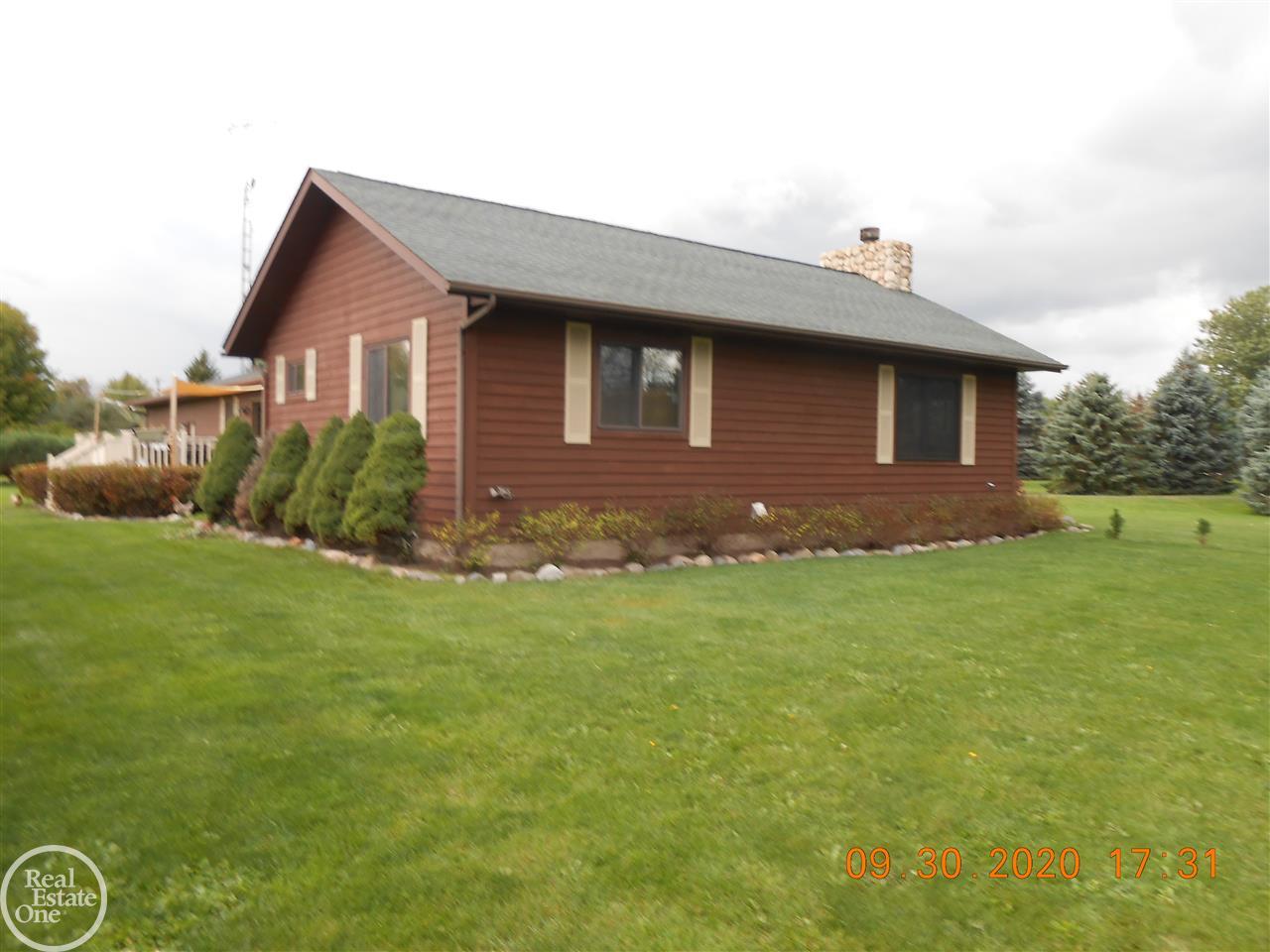 6946 Galbraith Line Road Lexington, MI 48450 - Photo 8 of 40