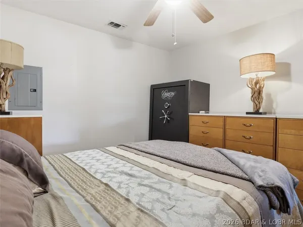 $1,575,000 | 21756 Flippin Road, Warsaw, MO 65355