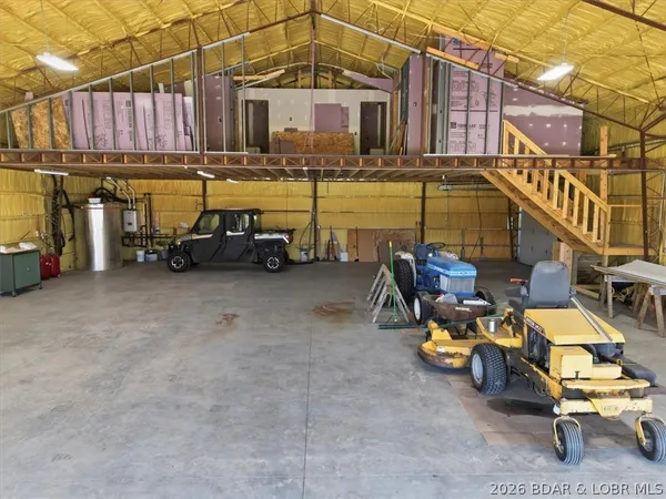 $1,575,000 | 21756 Flippin Road, Warsaw, MO 65355