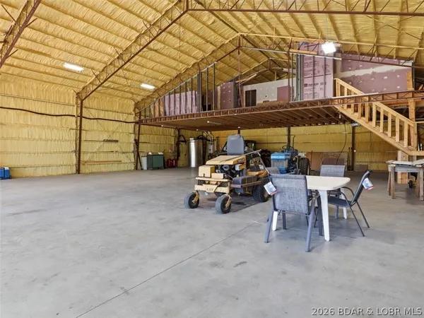 $1,575,000 | 21756 Flippin Road, Warsaw, MO 65355