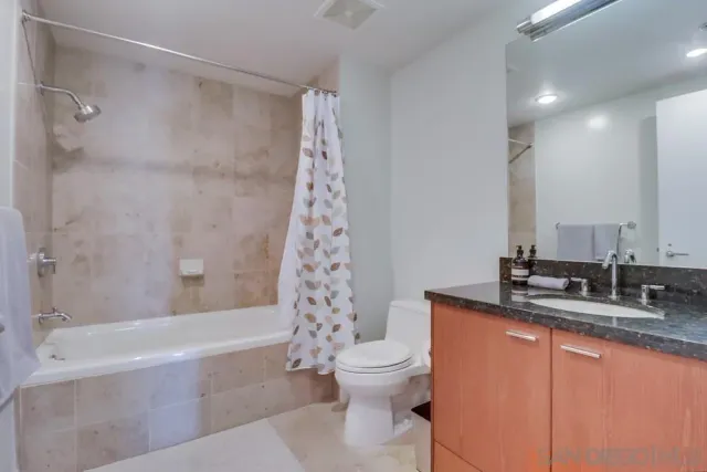 $6,800 | 1199 Pacific Highway, Unit 1204, San Diego, CA 92101