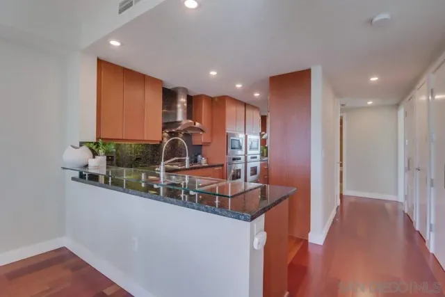 $6,800 | 1199 Pacific Highway, Unit 1204, San Diego, CA 92101