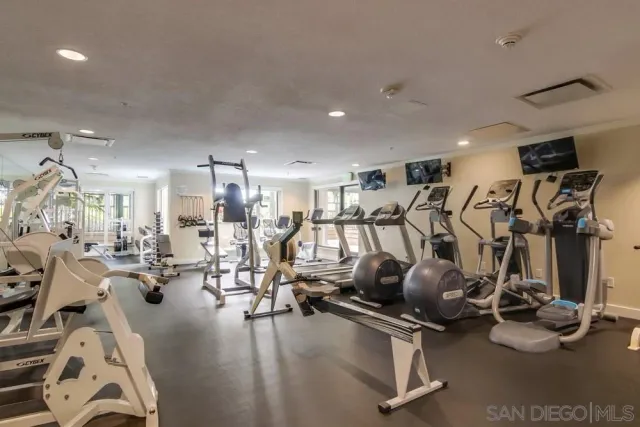 $6,800 | 1199 Pacific Highway, Unit 1204, San Diego, CA 92101