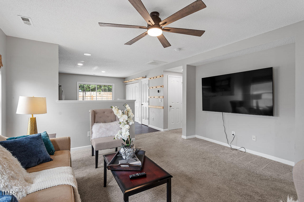 2612 Quarry Springs Road Raleigh, NC 27610 - Photo 11 of 30 2612 Quarry Springs Road_11