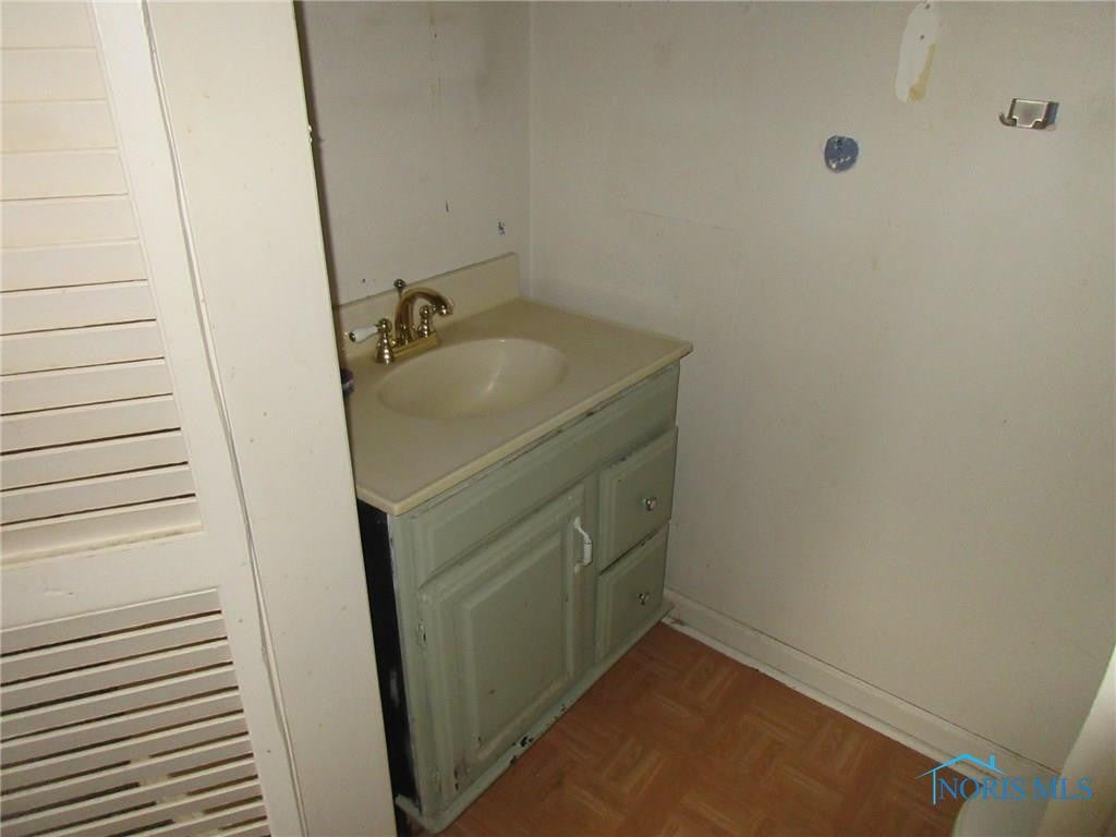 2033 Marlow Road Toledo, OH 43613 - Photo 14 of 28 Gallery Image 14