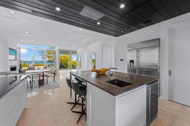 $4,395,000 | 115 North Bay Boulevard, Anna Maria, FL 34216