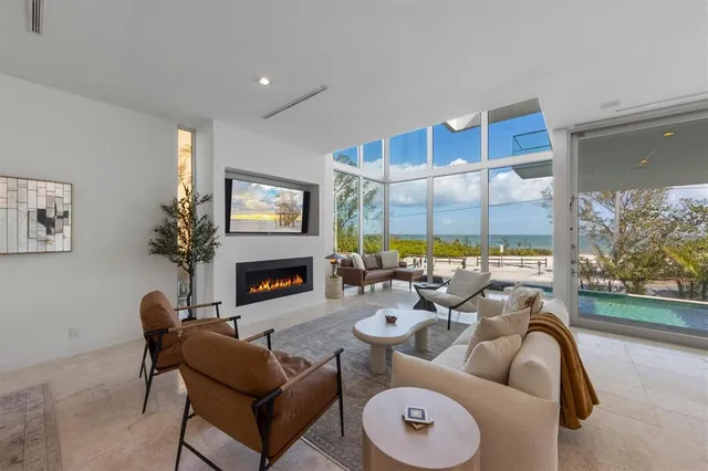 $4,395,000 | 115 North Bay Boulevard, Anna Maria, FL 34216