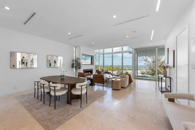 $4,395,000 | 115 North Bay Boulevard, Anna Maria, FL 34216