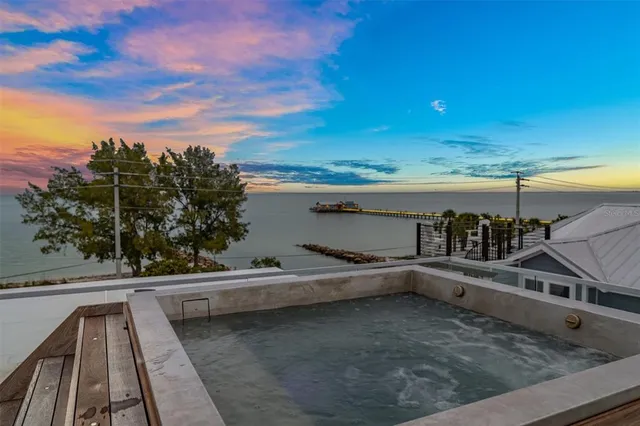 $4,395,000 | 115 North Bay Boulevard, Anna Maria, FL 34216