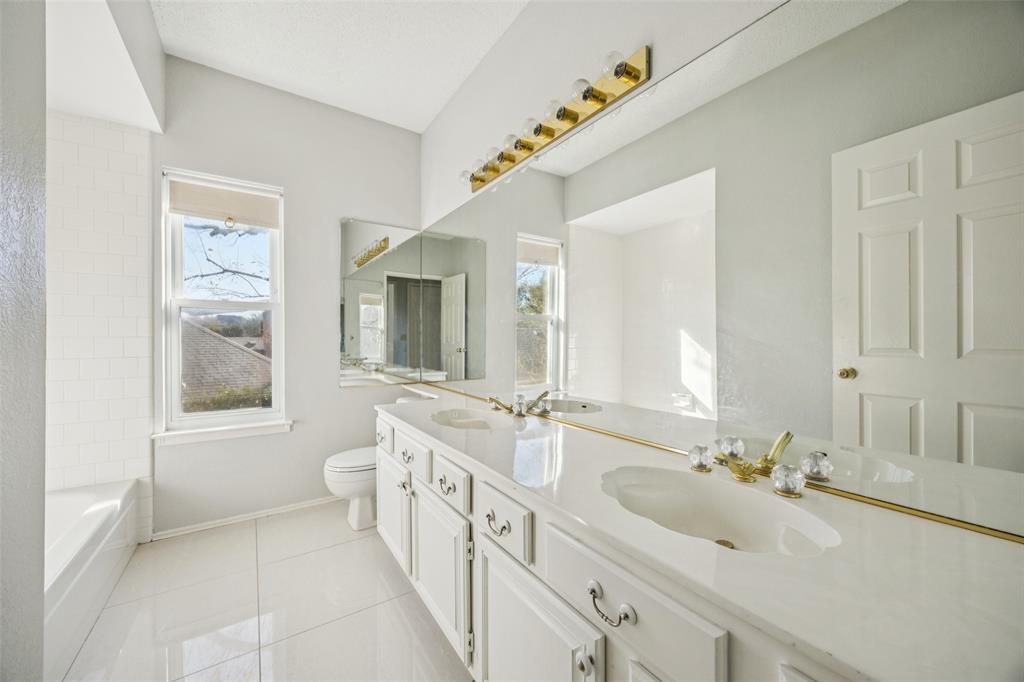 709 Bridget Way Hurst, TX 76054 - Photo 24 of 28