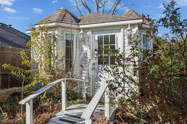 $3,600 | 709 Bridget Way, Hurst, TX 76054