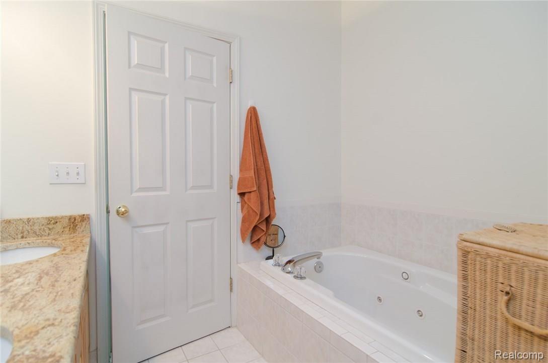 41544 Glade Road Canton, MI 48187 - Photo 20 of 41 GRU_4986.jpg