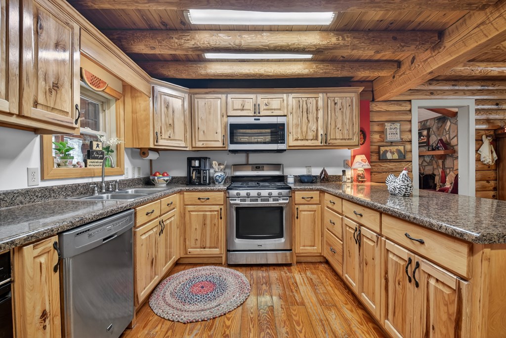 7233 Shakerag Road Ellijay, GA 30540 - Photo 35 of 121