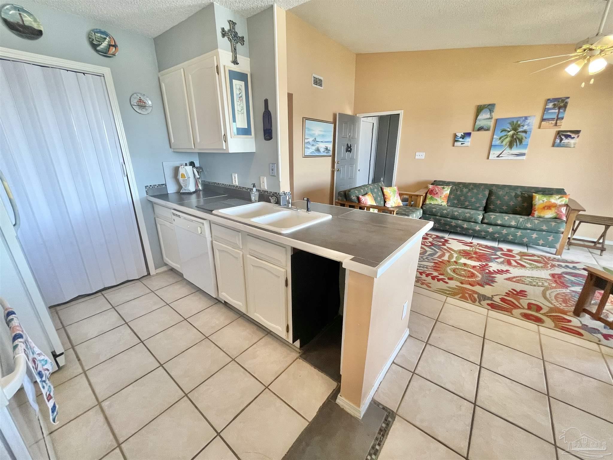 200 Pensacola Beach Road, Unit C6 Gulf Breeze, FL 32561 - Photo 9 of 36