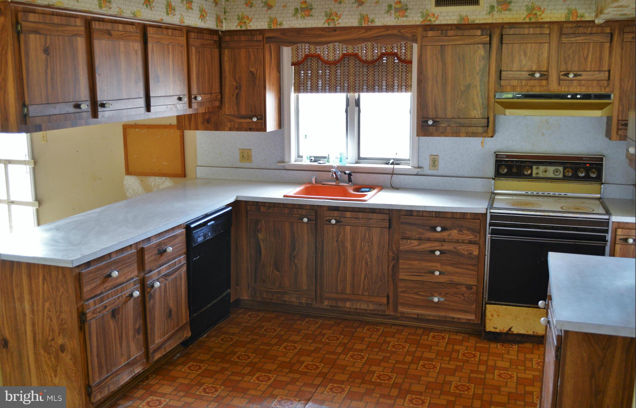 16308 Yeoho Road Sparks, MD 21152 - Photo 19 of 28 Kitchen