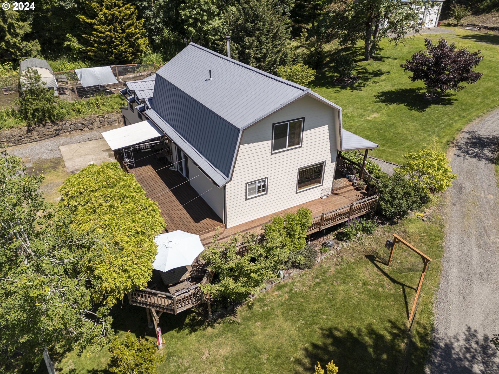 301 Northeast Lucas Road Troutdale, OR 97060 - Photo 37 of 46 Gallery Image 37