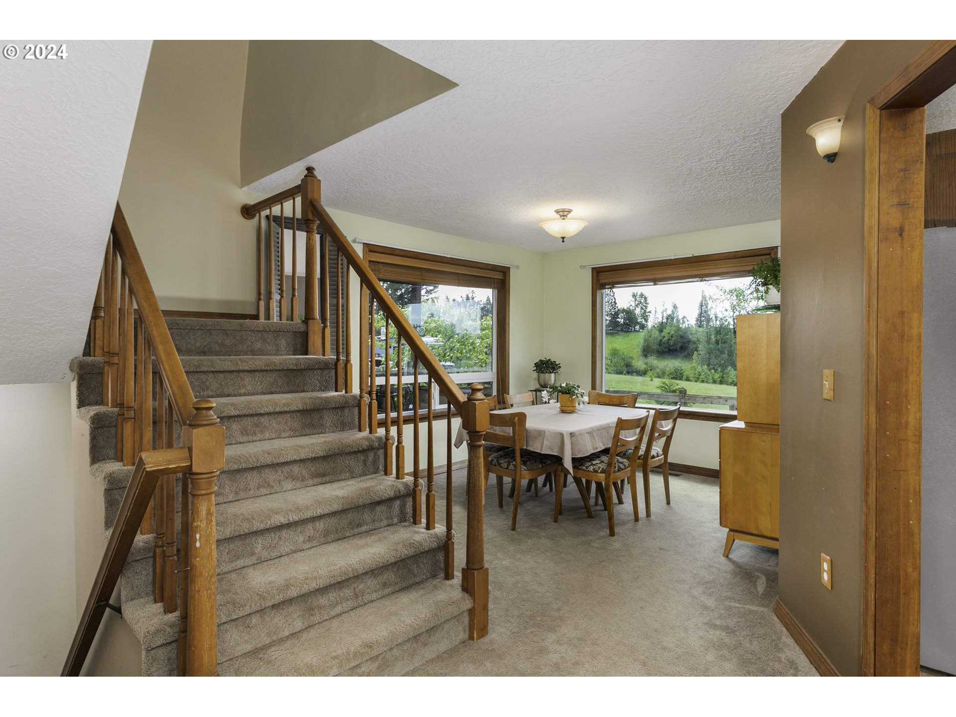301 Northeast Lucas Road Troutdale, OR 97060 - Photo 4 of 46 Gallery Image 4