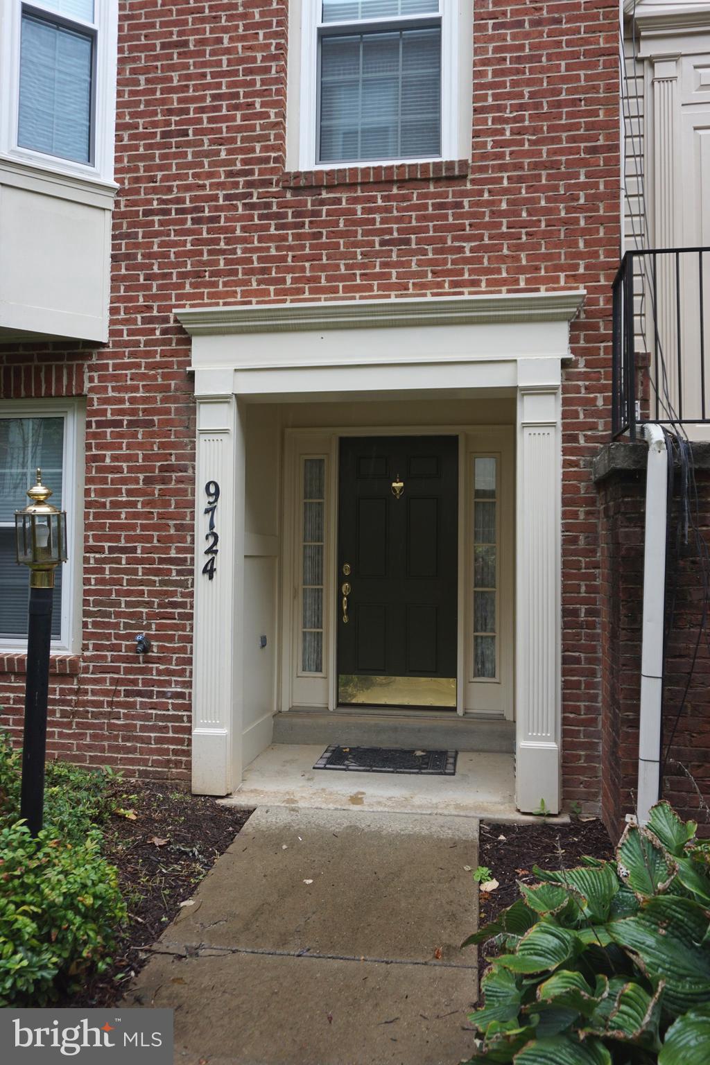 9724 Athletic Way Gaithersburg, MD 20878 - Photo 2 of 48