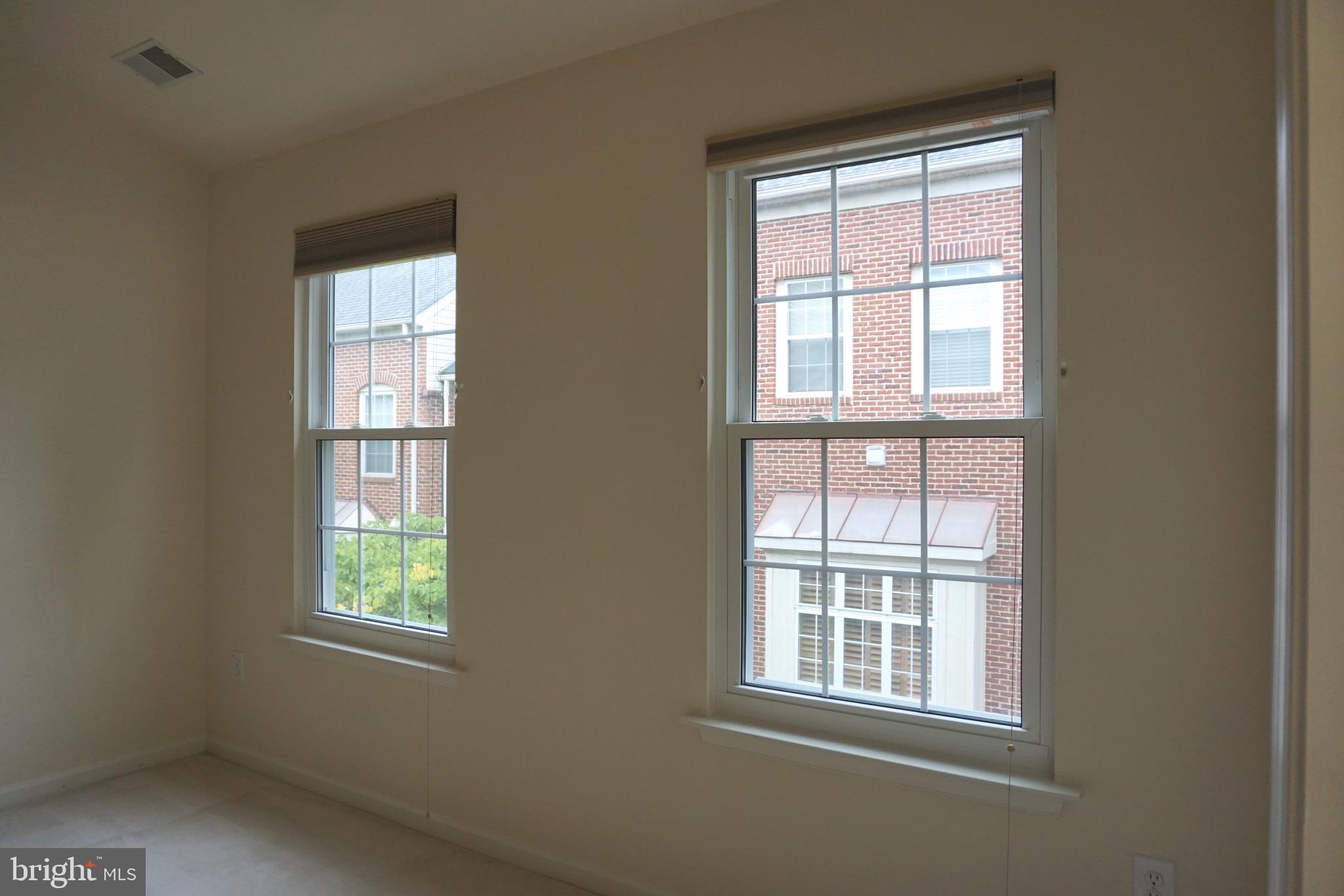 9724 Athletic Way Gaithersburg, MD 20878 - Photo 46 of 48