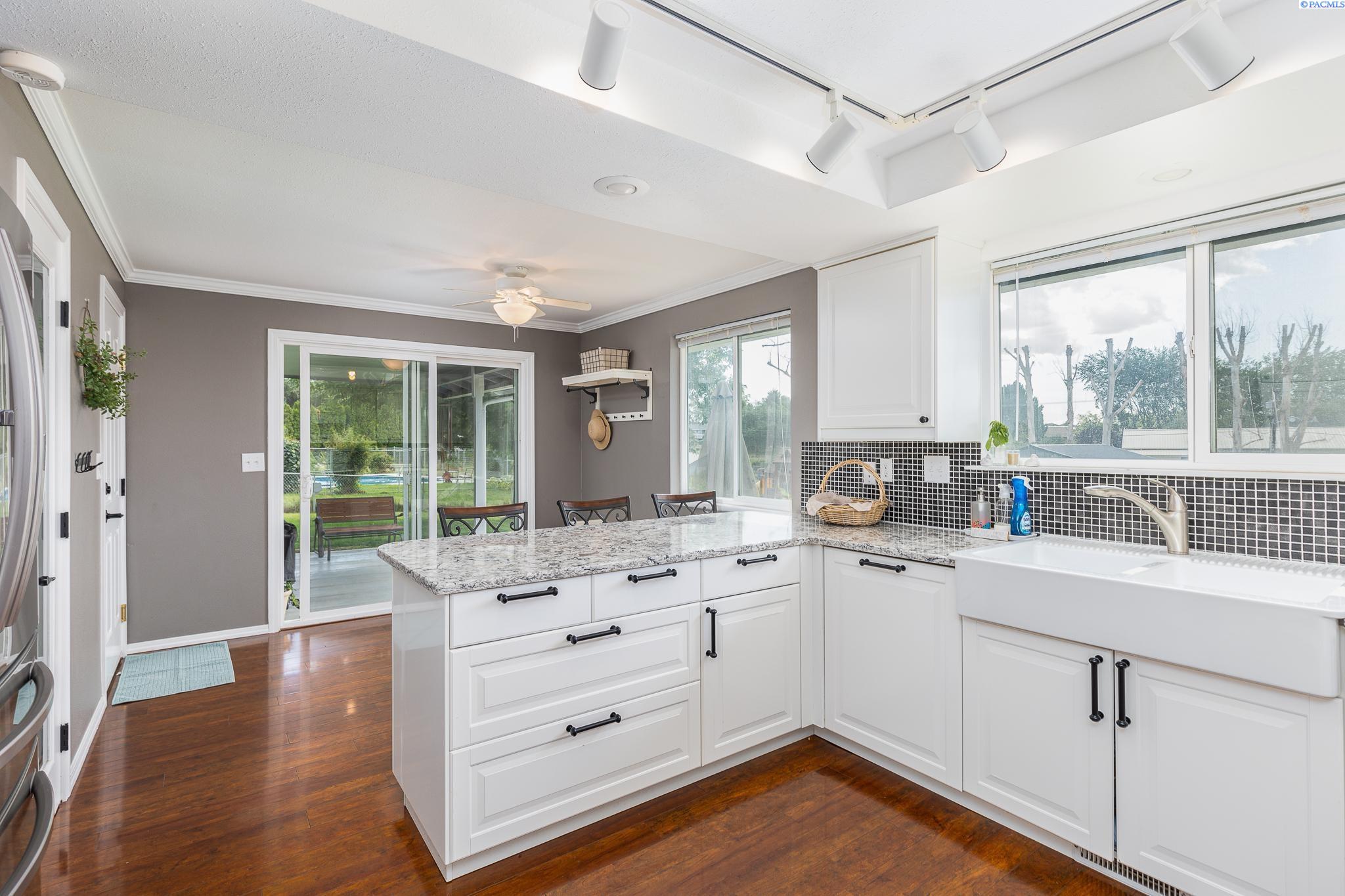 5104 South Caballo Road Kennewick, WA 99338 - Photo 12 of 47 Gallery Image 12