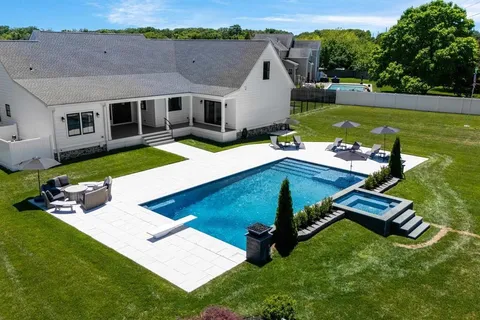 $1,995,000 | 8 Hoppy's Lane, Cape May Court House, NJ 08210
