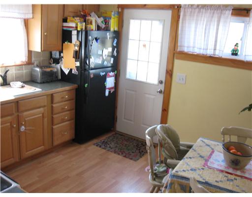 37 Willow Road Smithfield, RI 02828 - Photo 9 of 10 Kitchen.