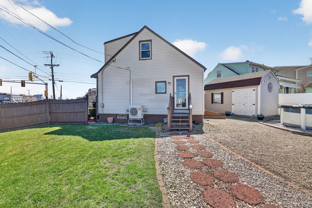 238 Squire Road Revere, MA 02151 - Photo 10 of 32 Gallery Image 10