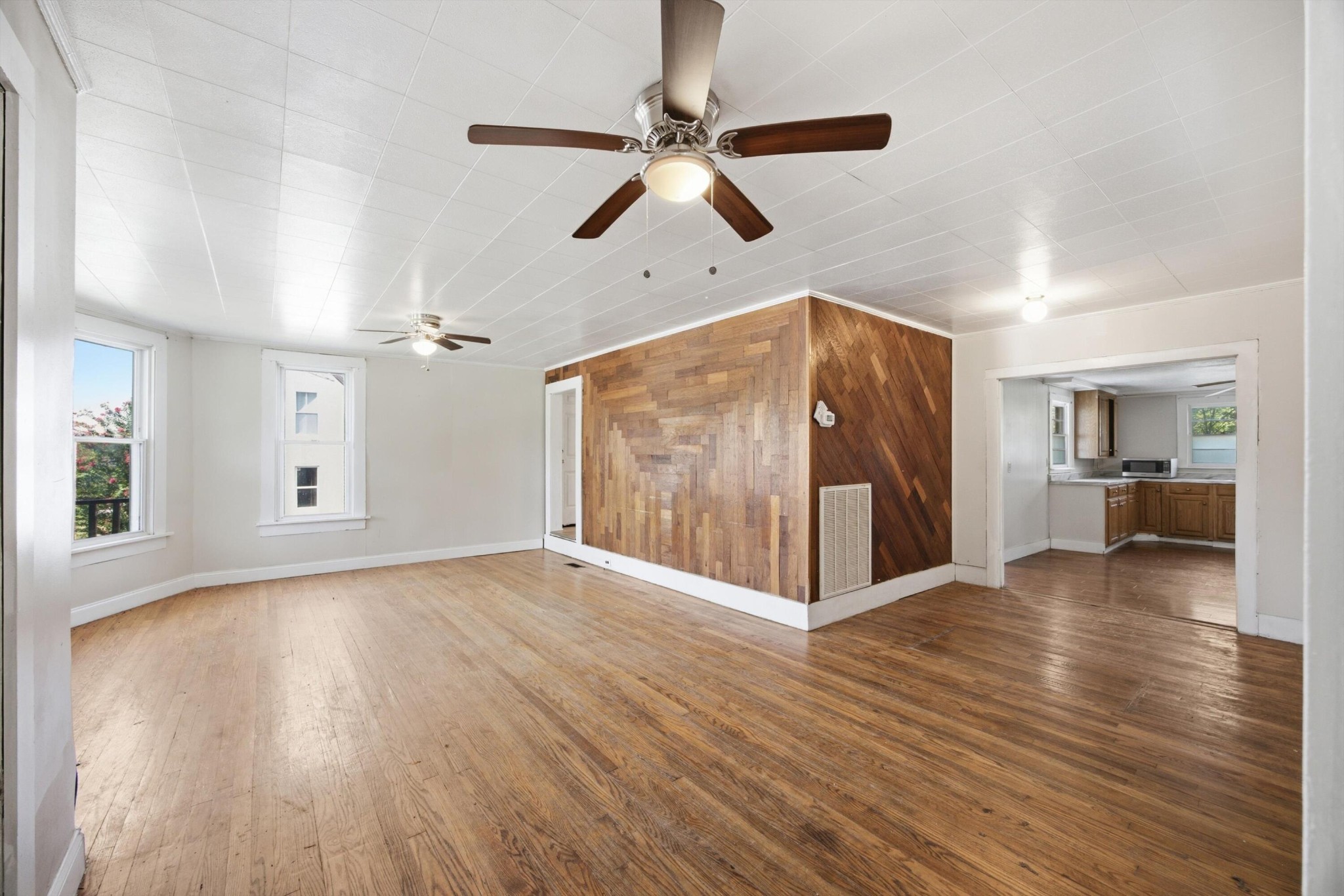 301 Bennett Street Decherd, TN 37324 - Photo 8 of 33 Gallery Image 8