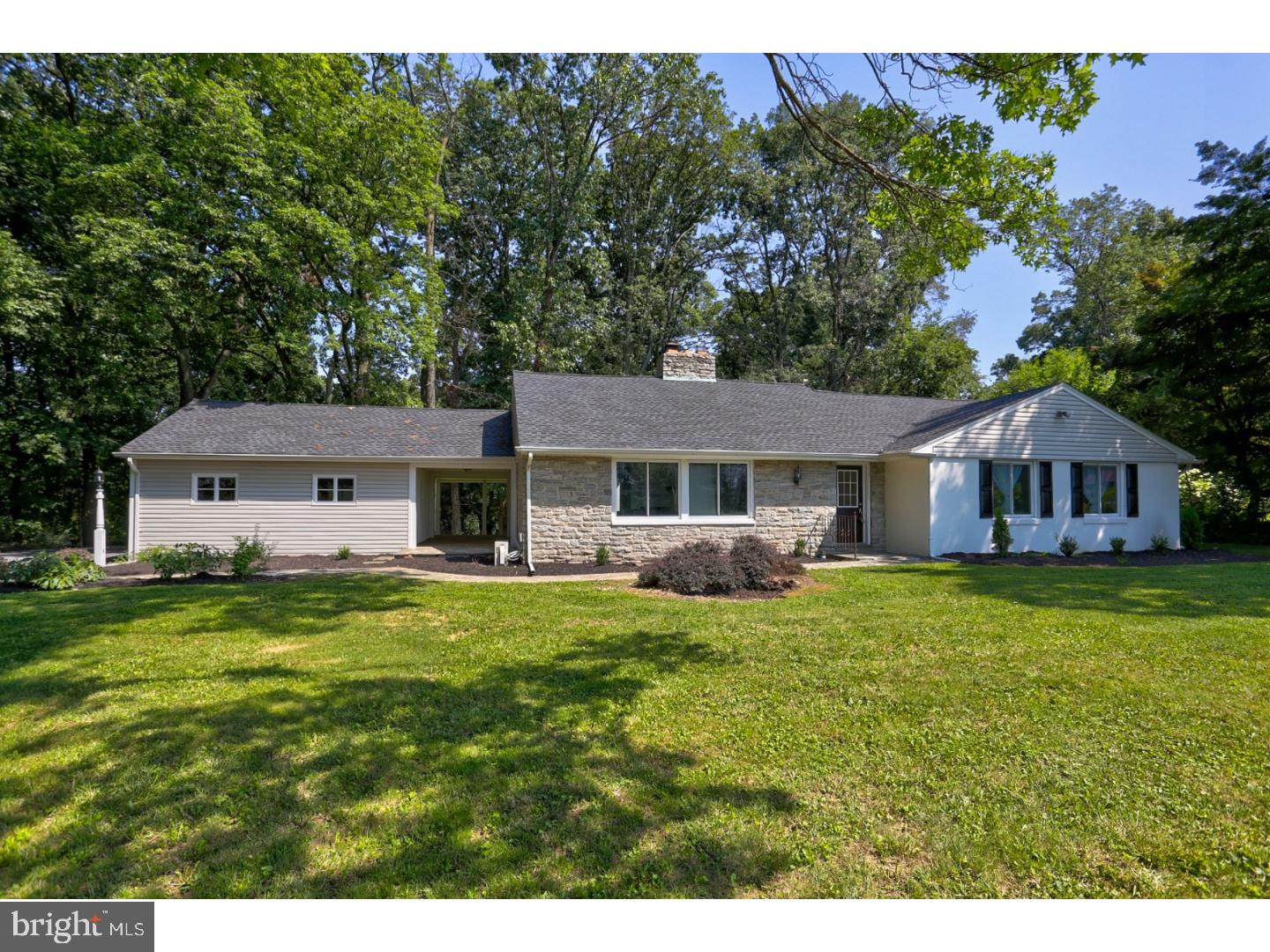 1401 Robin Road Coatesville, PA 19320 - Photo 2 of 17 Gallery Image 2