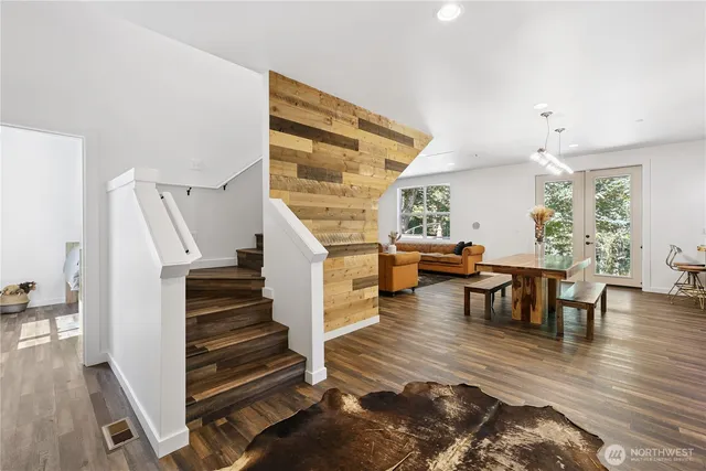 $989,950 | 23408 253rd Avenue Southeast, Maple Valley, WA 98038